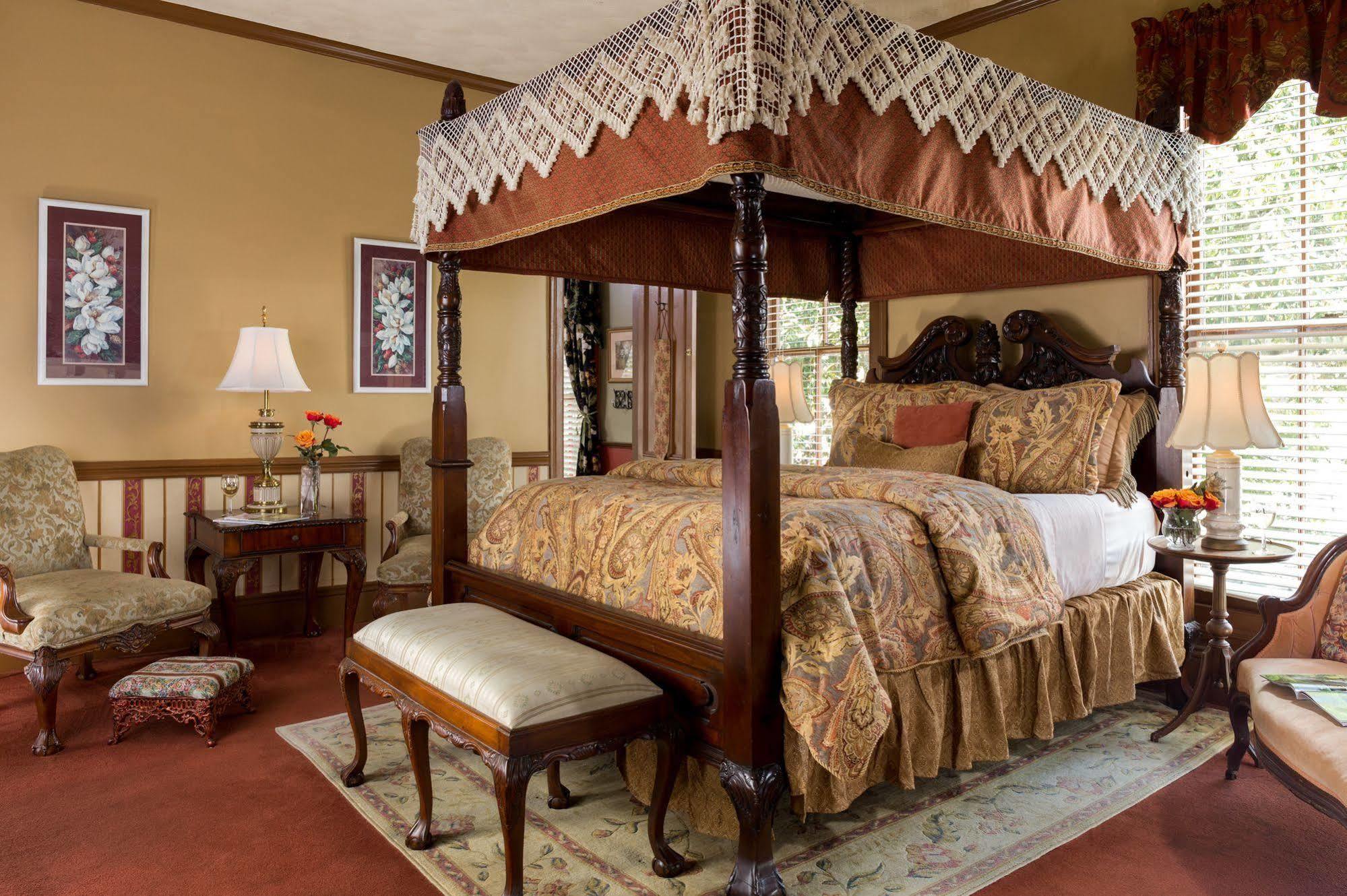 뉴 베른 The Aerie B&B 외부 사진