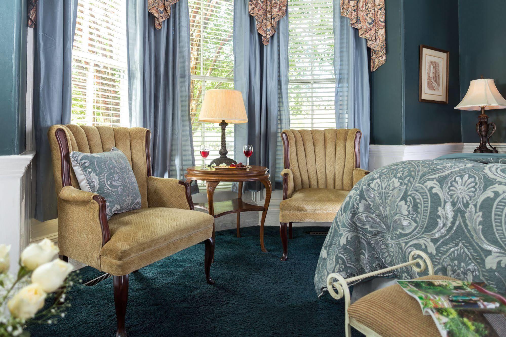 뉴 베른 The Aerie B&B 외부 사진