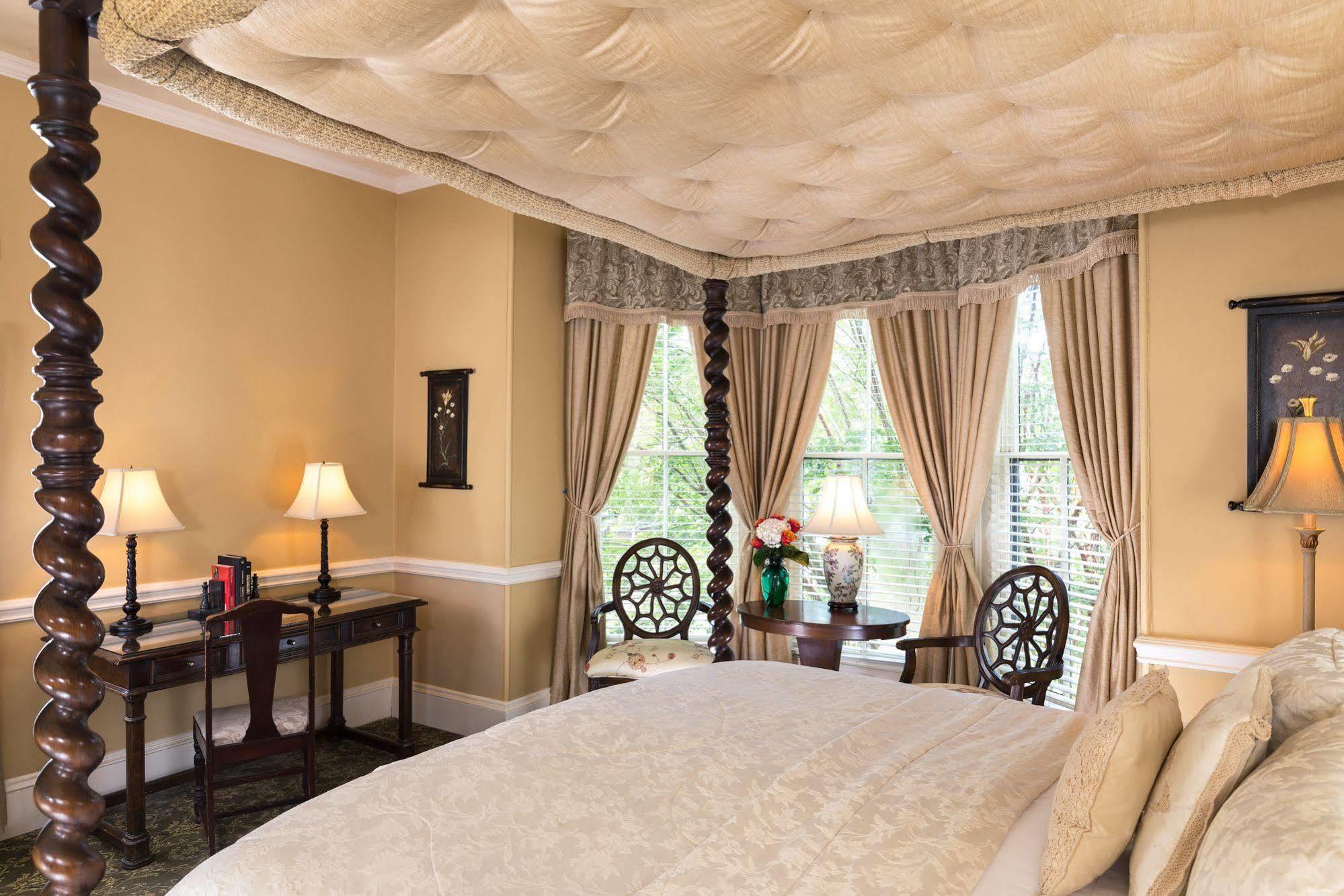 뉴 베른 The Aerie B&B 외부 사진